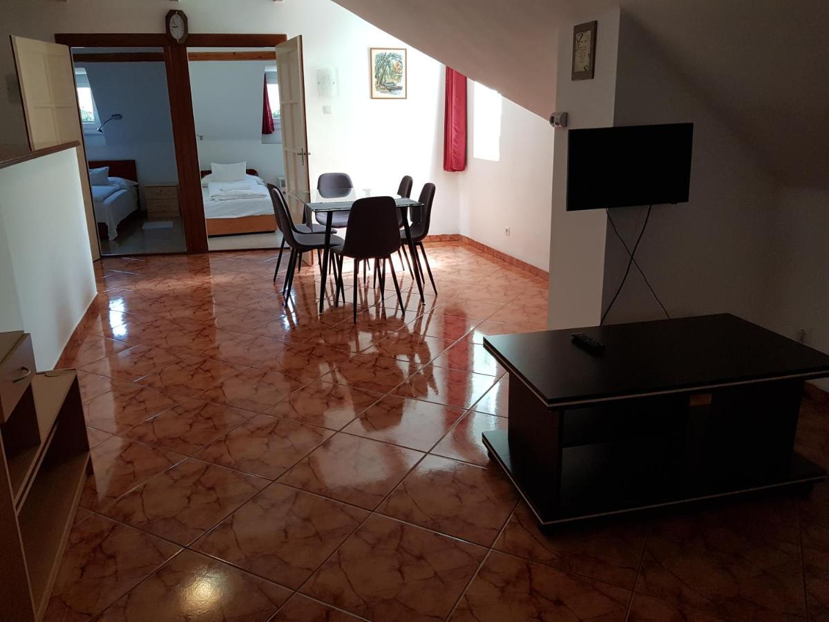 Boene Vendeghaz Es Borozo Apartment โทไก ภายนอก รูปภาพ